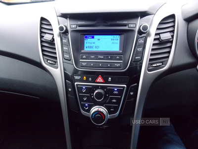 EO13JSXHyundaii30-18
