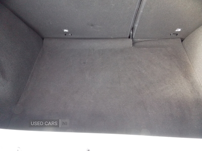 SA16DRSDaciaSandero-Stepway-10