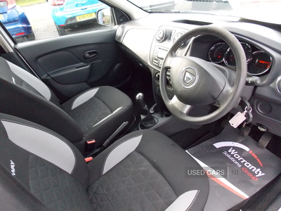 SA16DRSDaciaSandero-Stepway-12