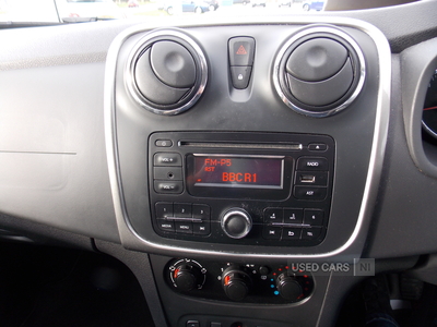 SA16DRSDaciaSandero-Stepway-15
