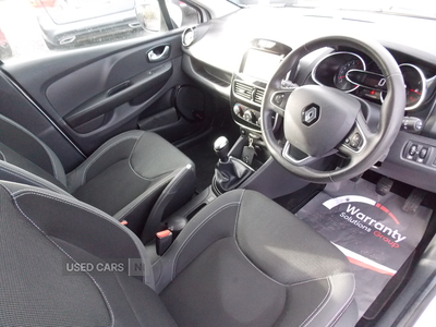 SG18ZFLRenaultClio-14