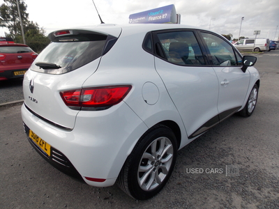 SG18ZFLRenaultClio-6
