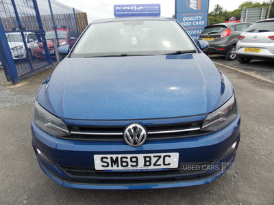SM69BZCVolkswagenPolo-1