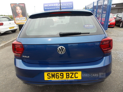 SM69BZCVolkswagenPolo-5