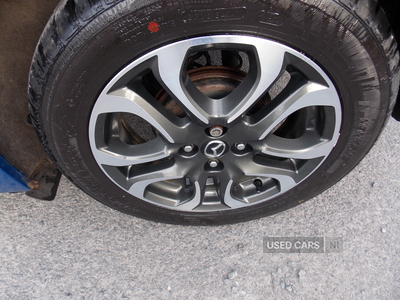 VE64PMYMazda2-11