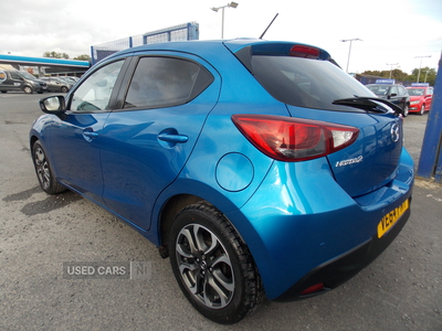 VE64PMYMazda2-4