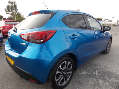VE64PMYMazda2-6