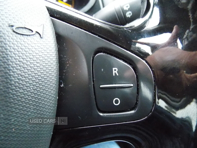 SB64HFRRenaultClio-22