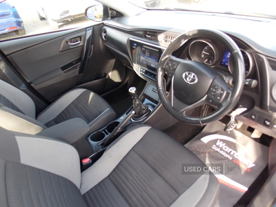 SD67AYUToyotaAuris-14