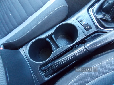 SD67AYUToyotaAuris-20