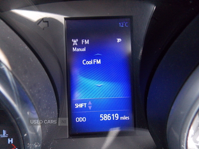 SD67AYUToyotaAuris-23