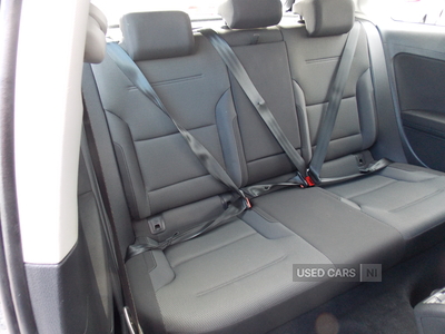 ST65KNJVolkswagenGolf-14