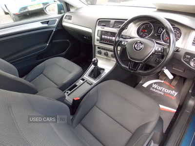 ST65KNJVolkswagenGolf-15