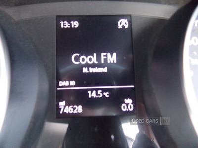 ST65KNJVolkswagenGolf-24