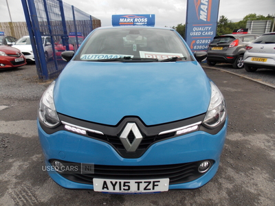 AY15TZFRenaultClio-1