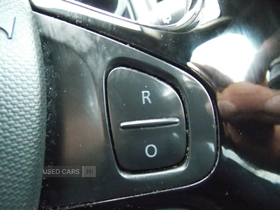 AY15TZFRenaultClio-24