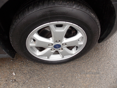 BT18UJNFordTransit-Connect-6