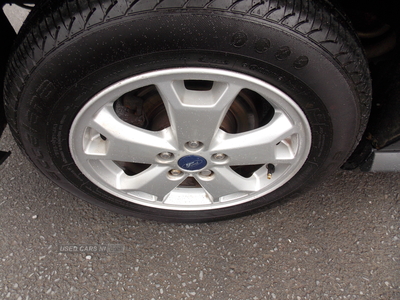 BT18UJNFordTransit-Connect-7