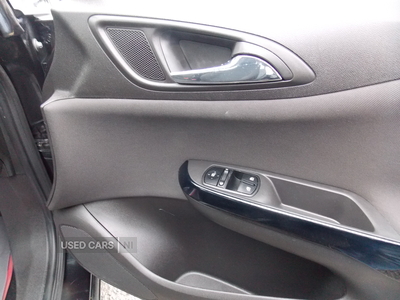 BU15NMVVauxhallCorsa-16