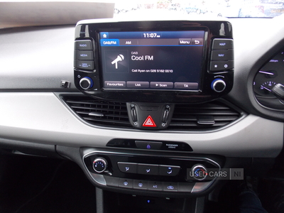 EA67CWXHyundaii30-18