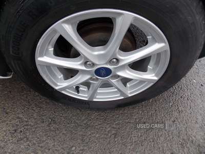 EF18FZTFordFiesta-11