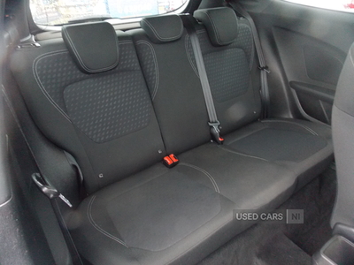 EF18FZTFordFiesta-13