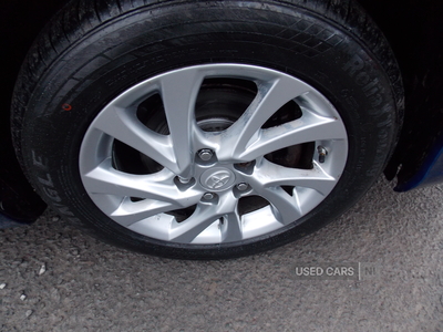 GU65ZRPToyotaAuris-9