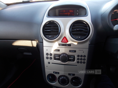 HIG7861VauxhallCorsa-19