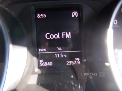 HJ65EEZVolkswagenPolo-24