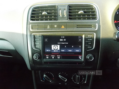 MW15GDYVolkswagenPolo-19