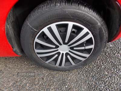 NJ13AXSSuzukiSwift-11