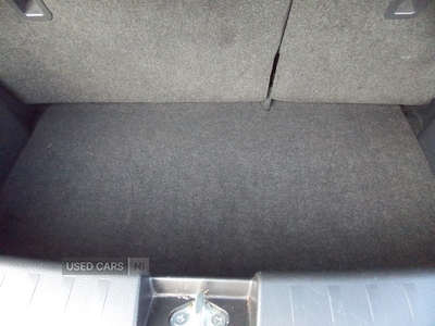 NJ13AXSSuzukiSwift-12