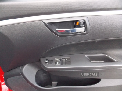 NJ13AXSSuzukiSwift-16