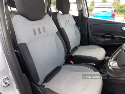 SB17GSZRenaultCaptur-16