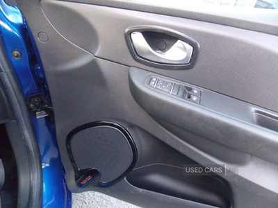 SB67HKDRenaultClio-16