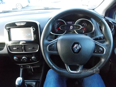 SB67HKDRenaultClio-18