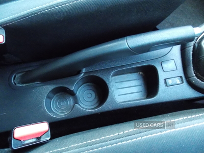 SB67HKDRenaultClio-22