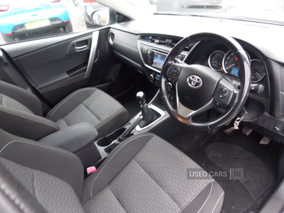 SD65NTFToyotaAuris-10