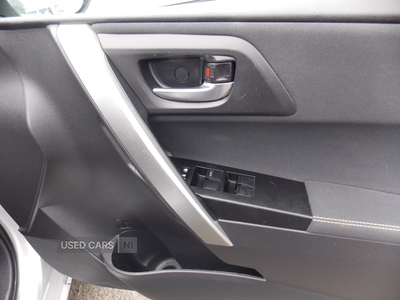 SD65NTFToyotaAuris-12