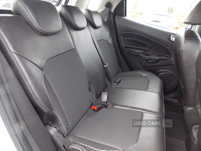 SE65NFRFordEcoSport-10