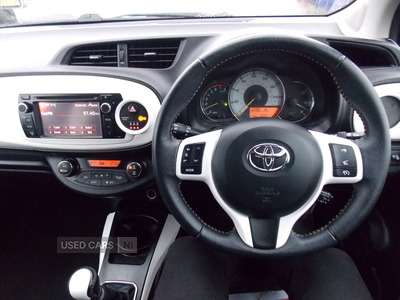 SF14FESToyotaYaris-17