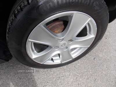 SF63TGYRenaultClio-11