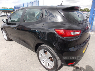 SF63TGYRenaultClio-4