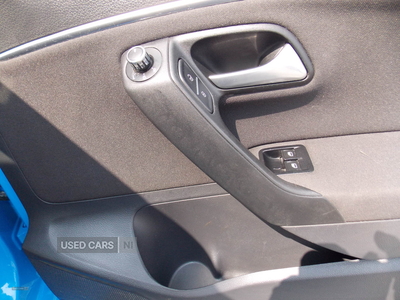 SH64OZAVolkswagenPolo-11