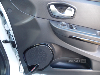 SH65ODBRenaultClio-17