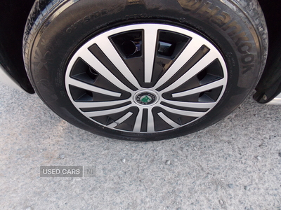 SJ14MVFSkodaCitigo-10