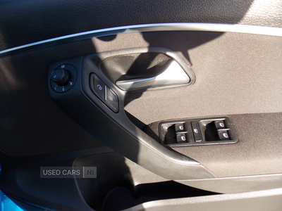 SK15BNJVolkswagenPolo-17