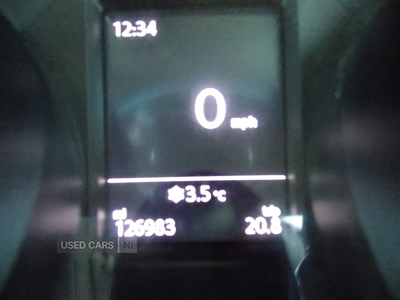 SK15BNJVolkswagenPolo-23