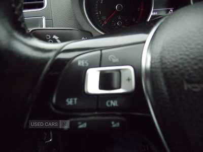 SK64ZBLVolkswagenPolo-19