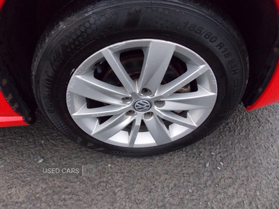 SK64ZBLVolkswagenPolo-9